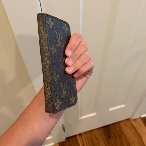 Louis Vuitton IPhone 8 folio case - Picture 4 of 6